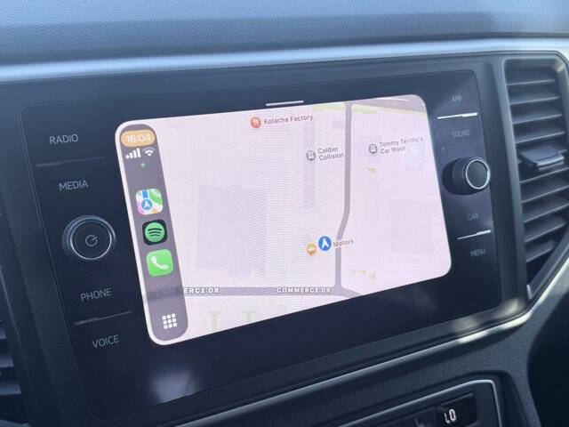 2021 Volkswagen Atlas Cross Sport V6 SE R-Line