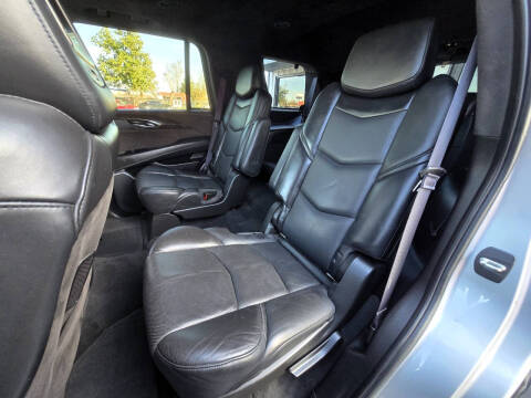 2016 Cadillac Escalade Platinum