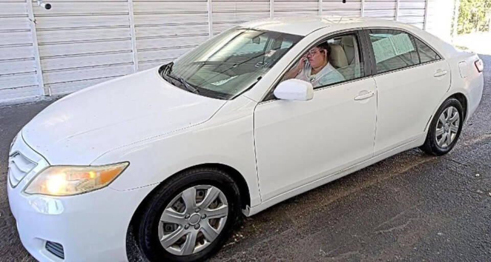 2011 Toyota Camry's photo