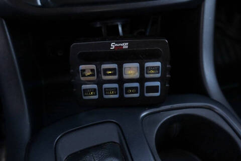 2022 GMC Canyon Elevation Standard