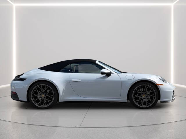 2025 Porsche 911 Carrera