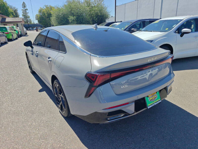 2026 Kia K5