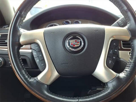 2013 Cadillac Escalade Platinum Edition