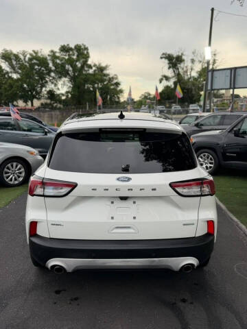 2020 Ford Escape SEL