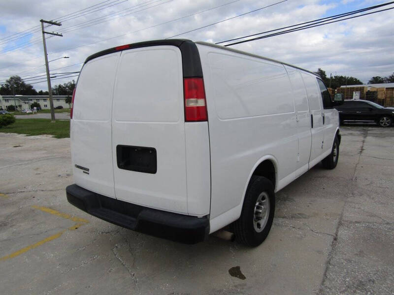 2013 Chevrolet Express 2500