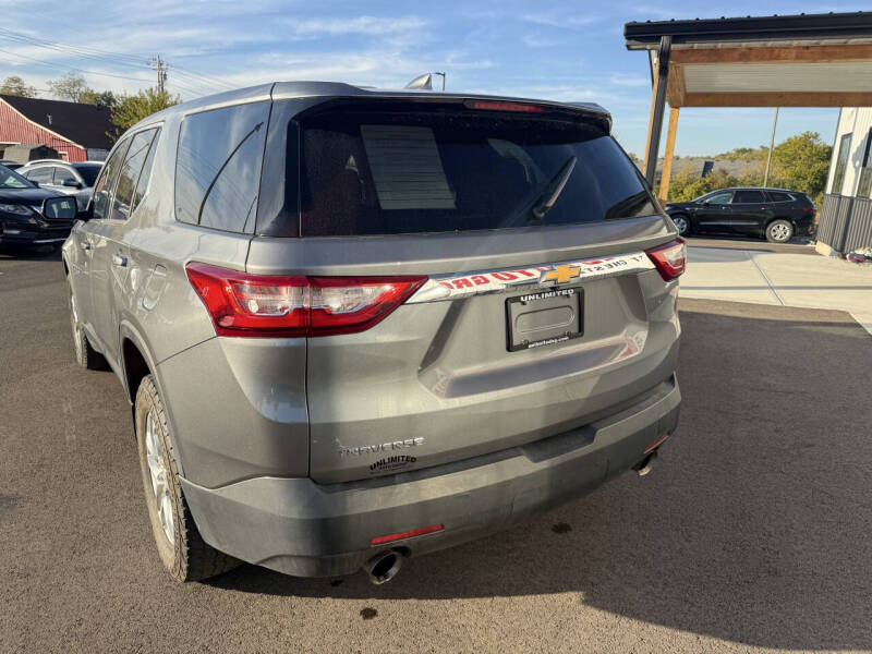 2018 Chevrolet Traverse LS