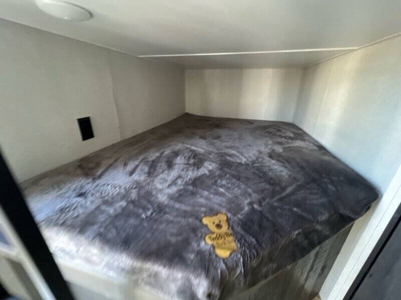 2022 Keystone RV HIDEOUT 25DBWE