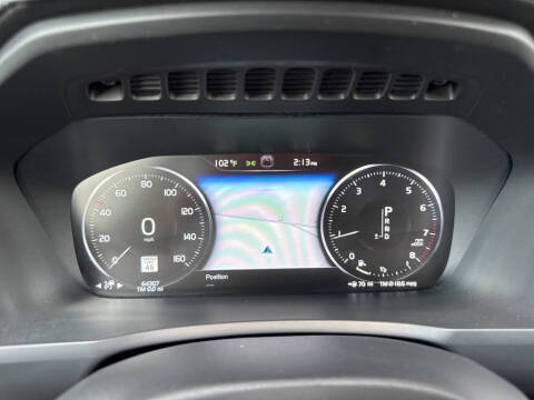 2019 Volvo XC90 T5 R-Design