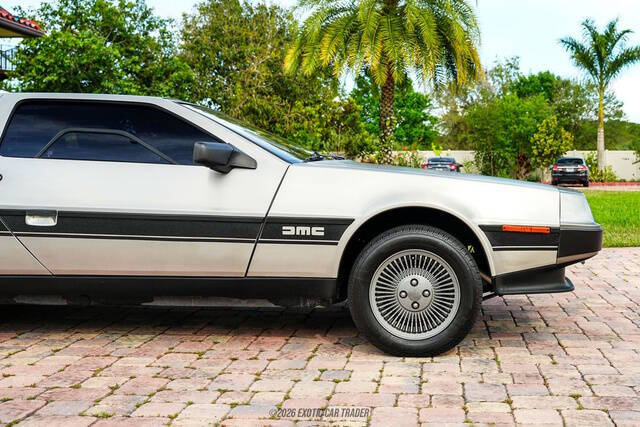 1981 DeLorean DMC-12