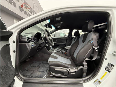 2020 Hyundai Veloster