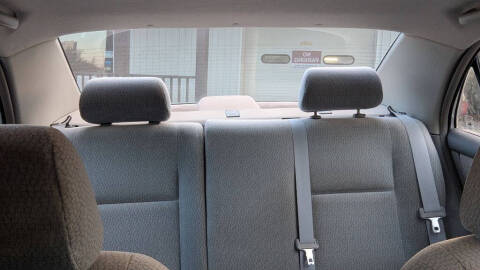 2004 Toyota Corolla LE