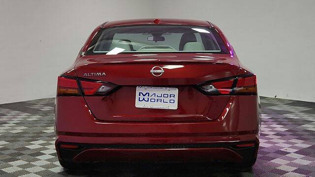 2025 Nissan Altima 2.5 SV