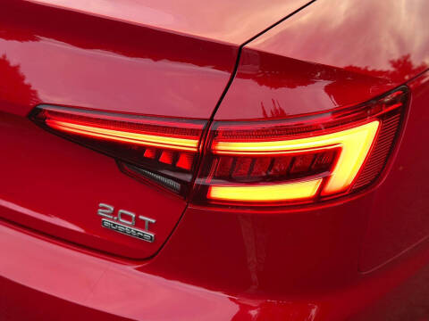 2017 Audi A4 2.0T quattro Premium Plus