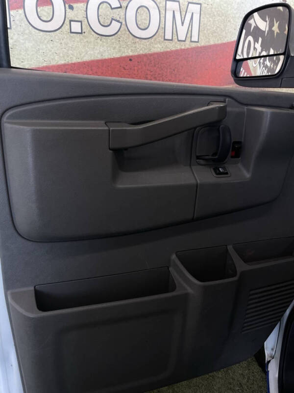 2018 Chevrolet Express 2500