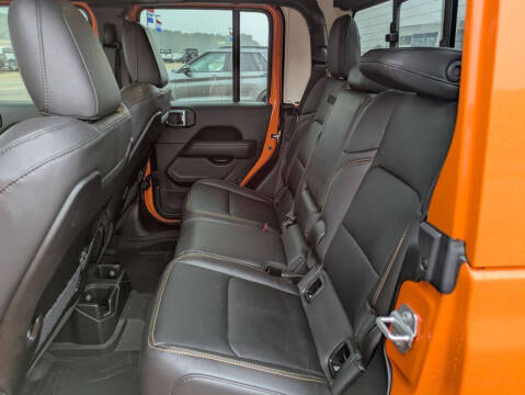 2025 Jeep Gladiator High Tide