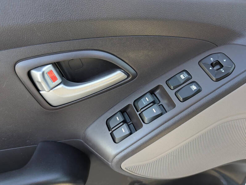 2012 Hyundai Tucson GL