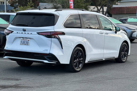 2024 Toyota Sienna XSE 7-Passenger