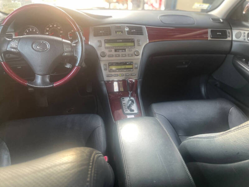 2005 Lexus ES 330