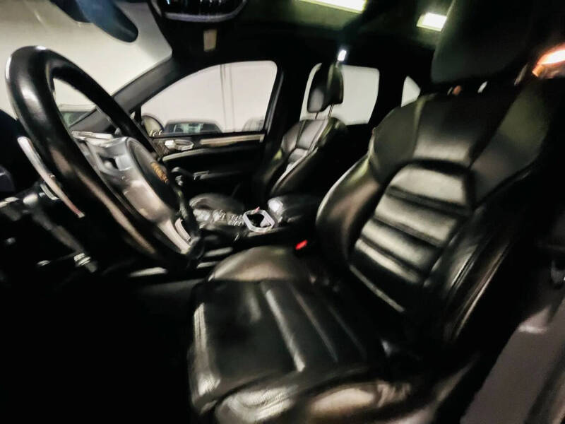 2011 Porsche Cayenne Turbo
