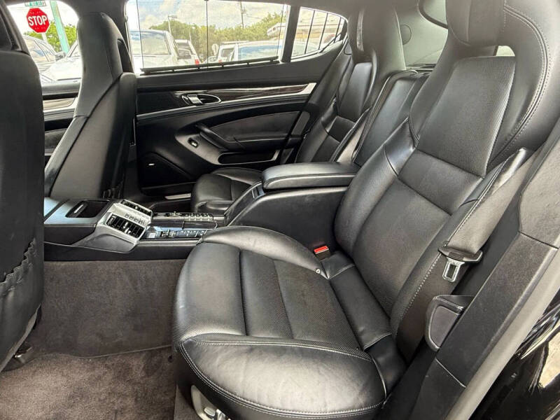 2014 Porsche Panamera 4S Executive