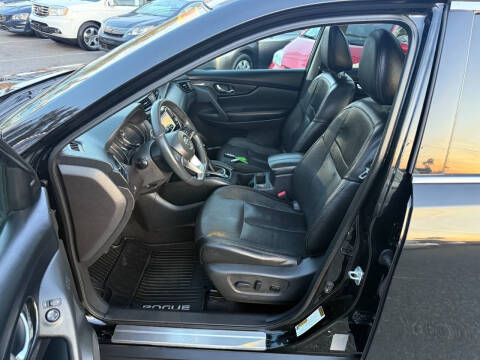 2017 Nissan Rogue Hybrid