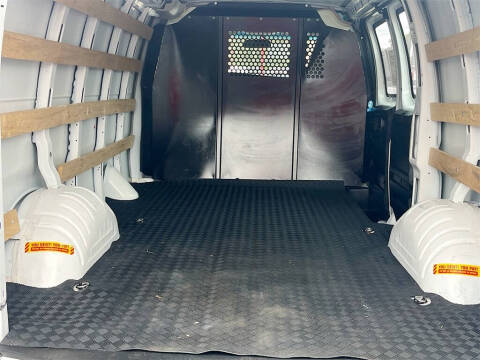 2024 GMC Savana 2500