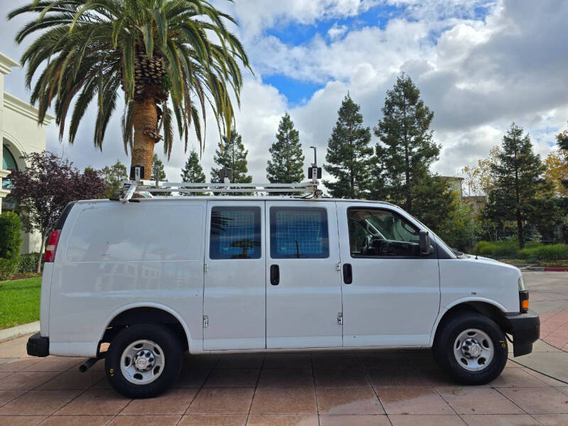 2018 Chevrolet Express 2500