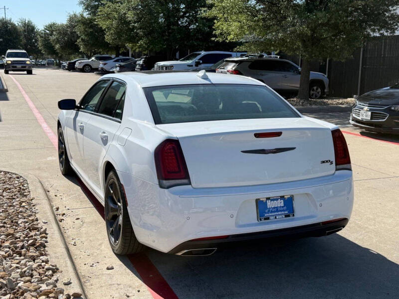 2023 Chrysler 300 S V6