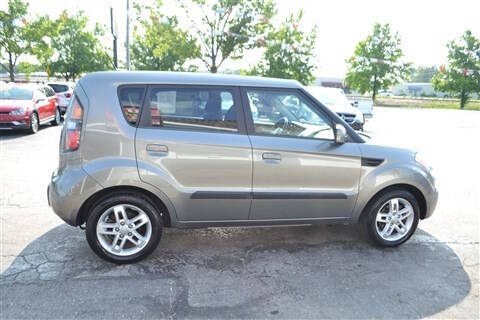 2010 Kia Soul +