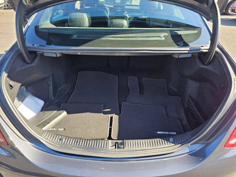 2016 Mercedes-Benz C-Class