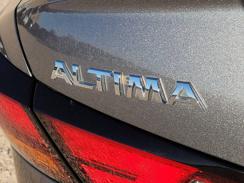 2021 Nissan Altima 2.5 SV