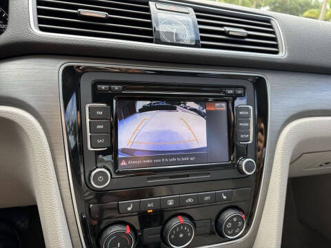 2014 Volkswagen Passat