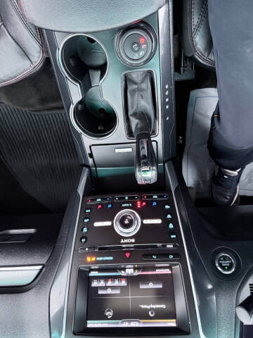 2016 Ford Explorer Sport