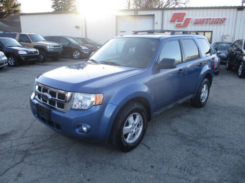 2009 Ford Escape for sale at RJ Motors in Plano IL