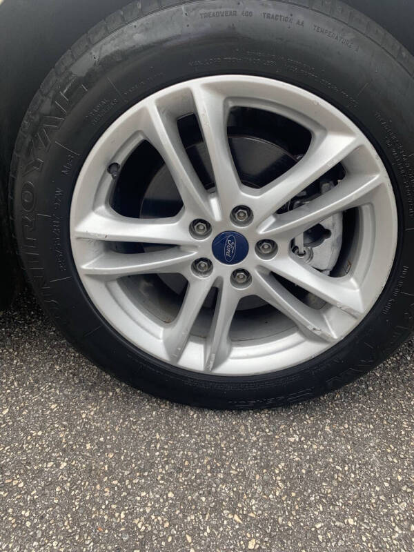 2018 Ford Fusion SE