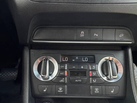 2015 Audi Q3 2.0T quattro Prestige