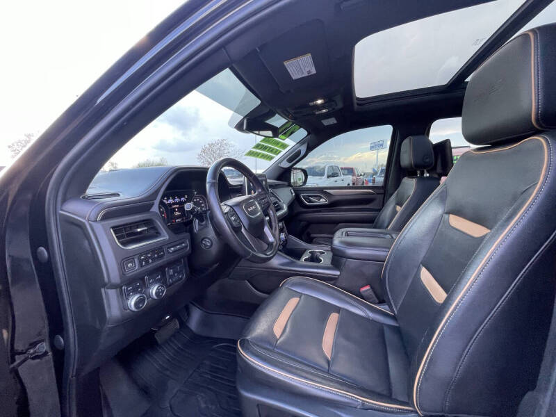 2021 GMC Yukon XL AT4