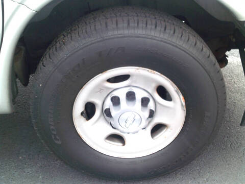 2017 Chevrolet Express 2500