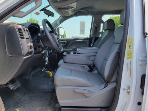 2023 Chevrolet Silverado 5500HD