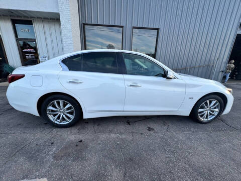 2018 Infiniti Q50 2.0T Luxe