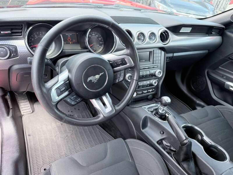 2015 Ford Mustang