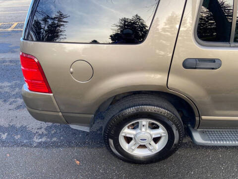 2005 Ford Explorer XLT