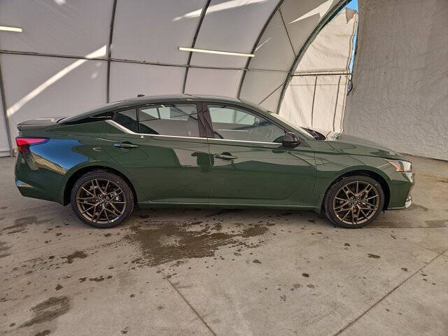 2025 Nissan Altima 2.5 SR