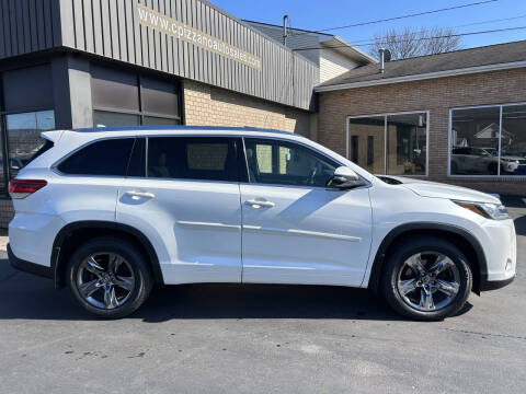 2017 Toyota Highlander Limited Platinum
