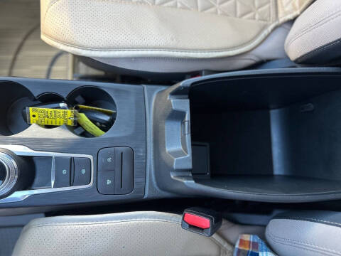2021 Ford Escape SE