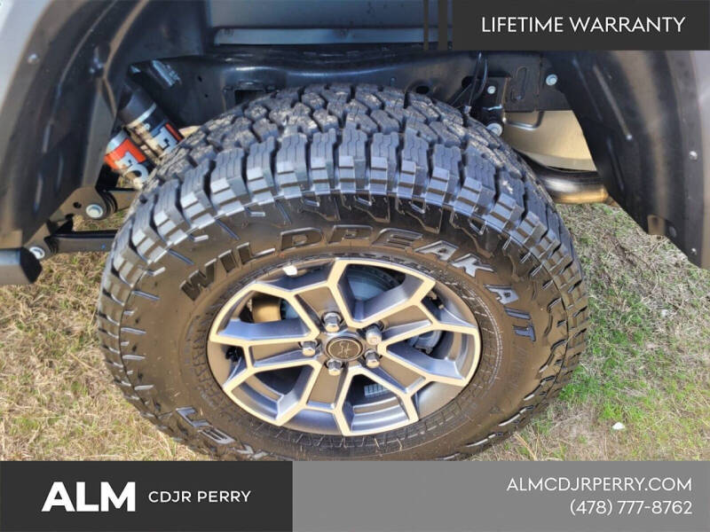 2025 Jeep Gladiator Mojave