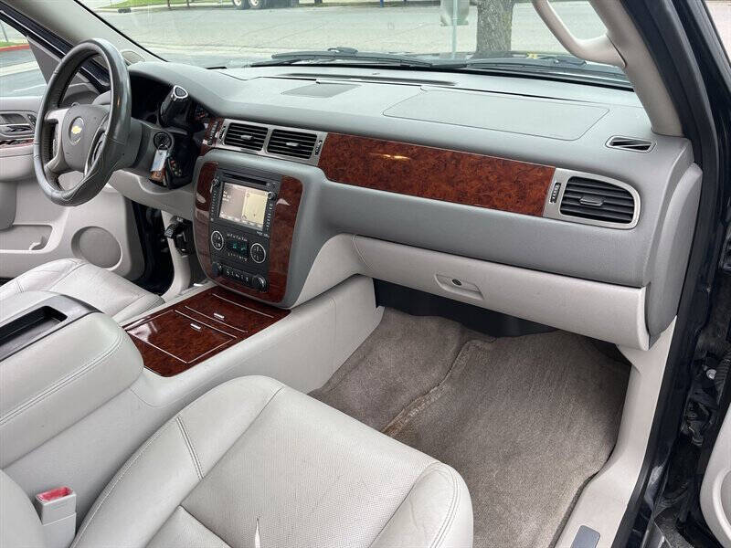 2013 Chevrolet Suburban LTZ