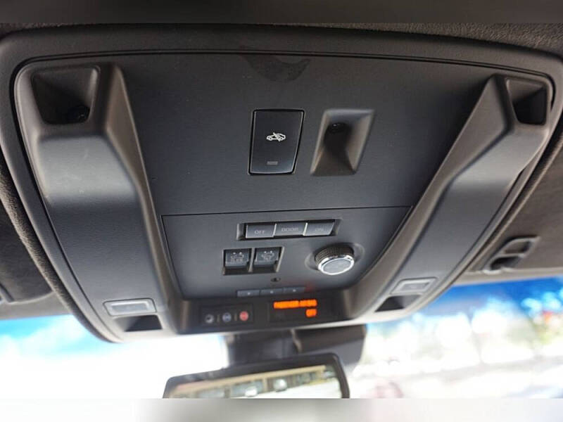 2019 Cadillac Escalade Platinum