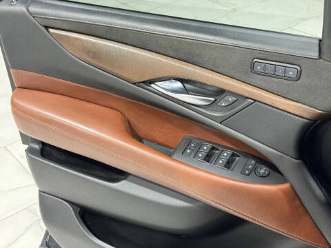 2019 Cadillac Escalade ESV Premium Luxury