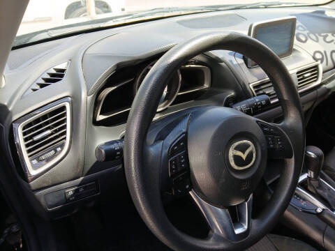 2016 Mazda MAZDA3 i Sport